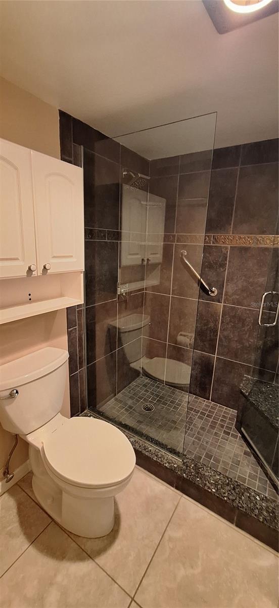 SAVANNAH CONDO - Residential