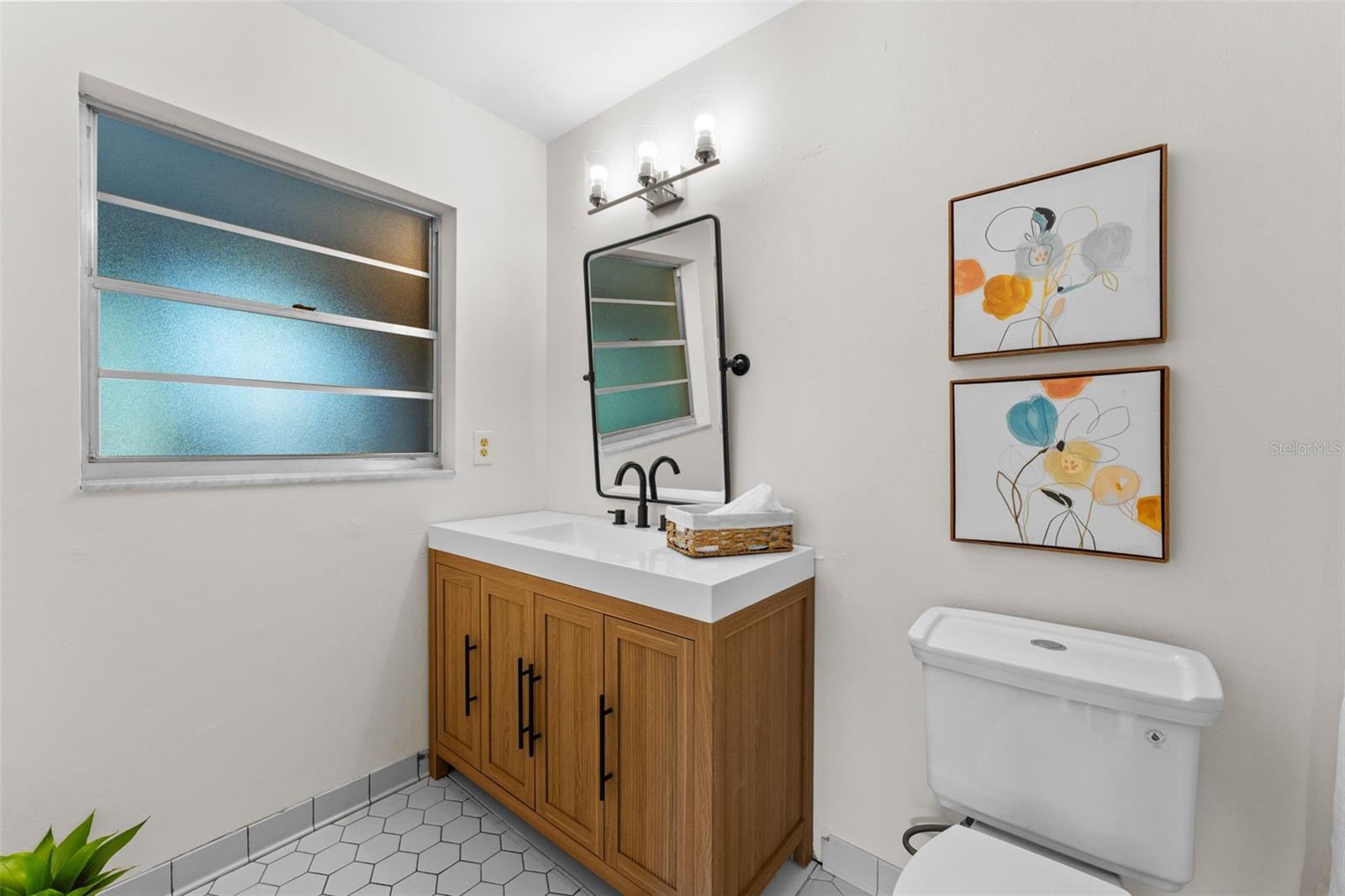 LAKE MAGDALENE VISTA UNIT 1 - Residential