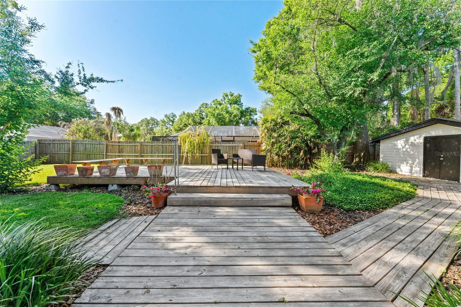 LAKE MAGDALENE VISTA UNIT 1 - Residential