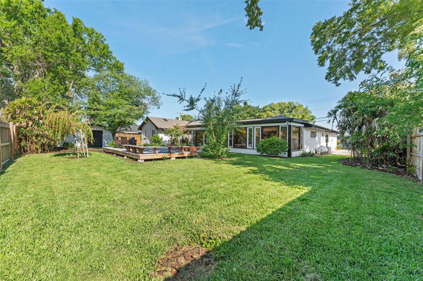 LAKE MAGDALENE VISTA UNIT 1 - Residential