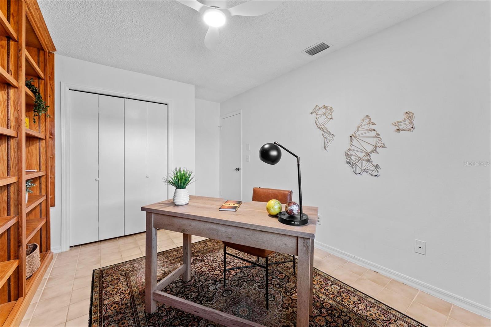 LAKE MAGDALENE VISTA UNIT 1 - Residential