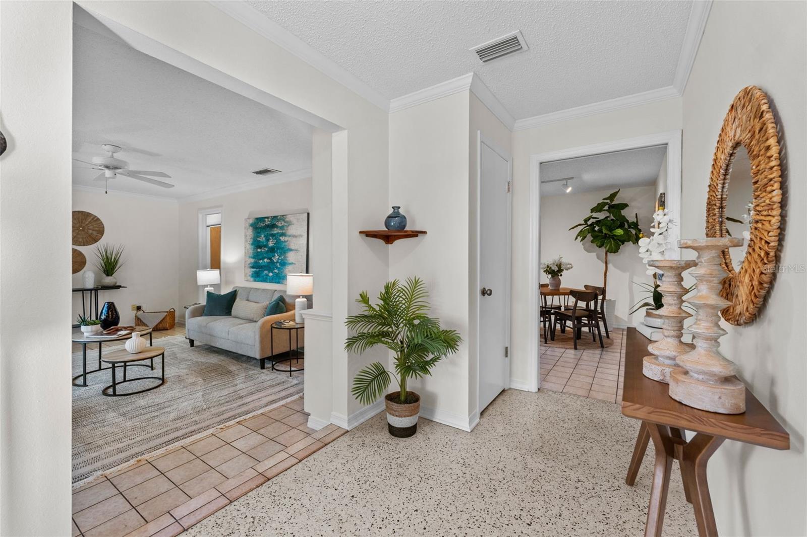 LAKE MAGDALENE VISTA UNIT 1 - Residential