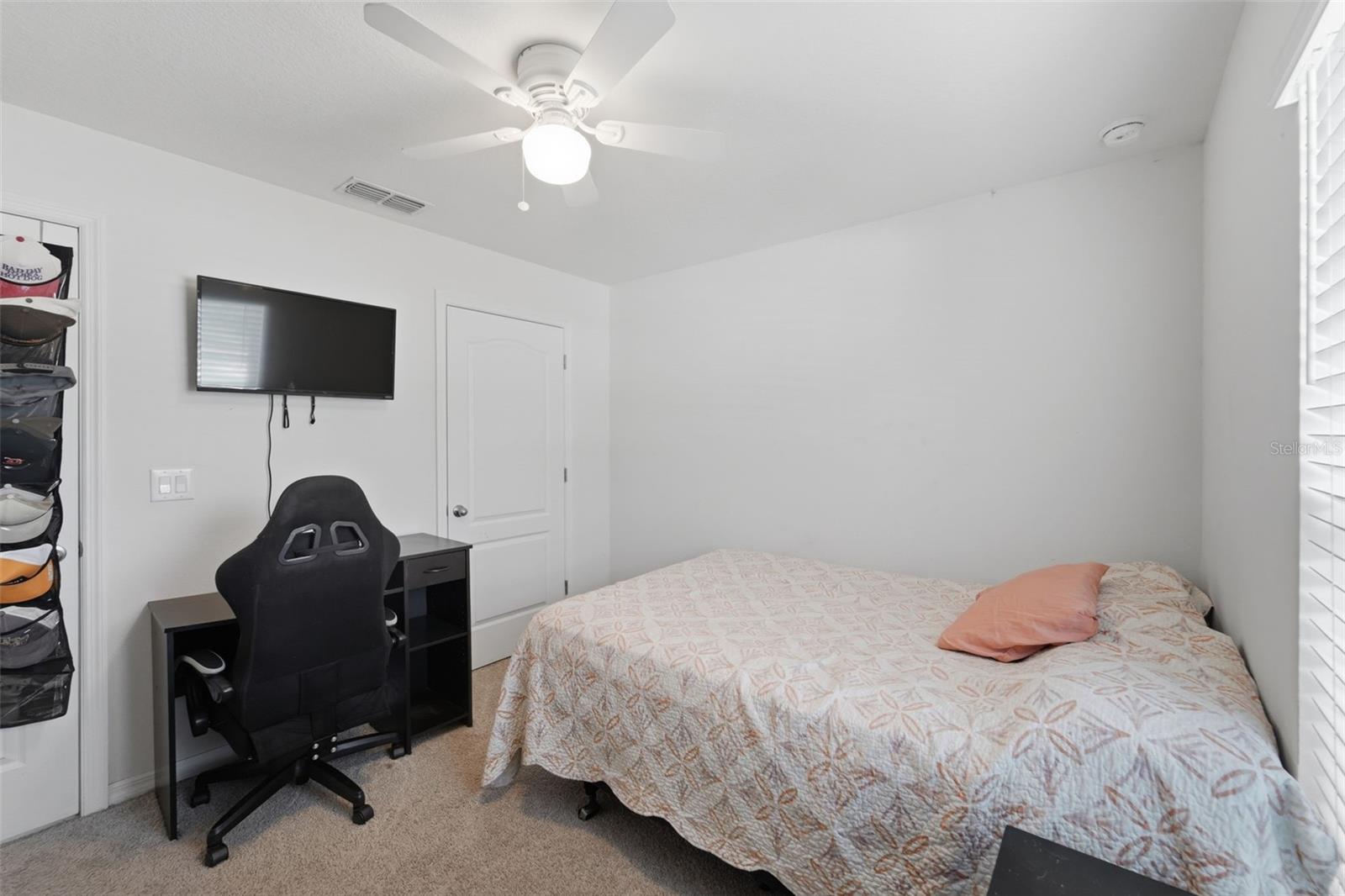 DELTONA LAKES - Residential