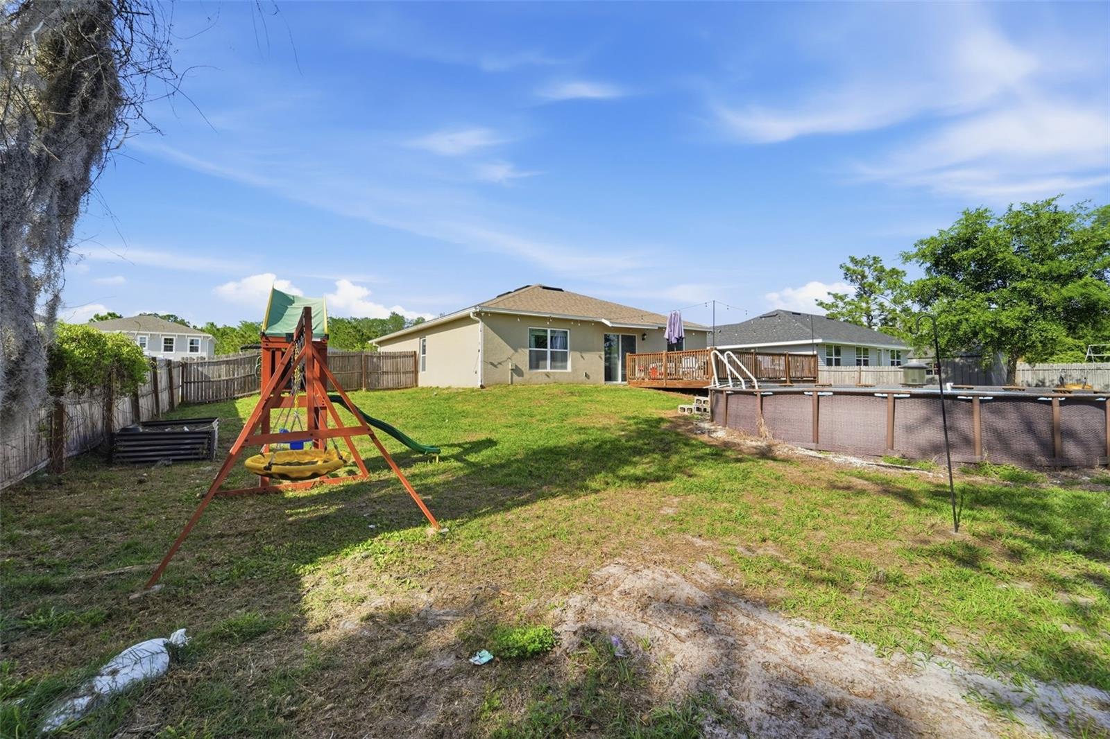 DELTONA LAKES - Residential