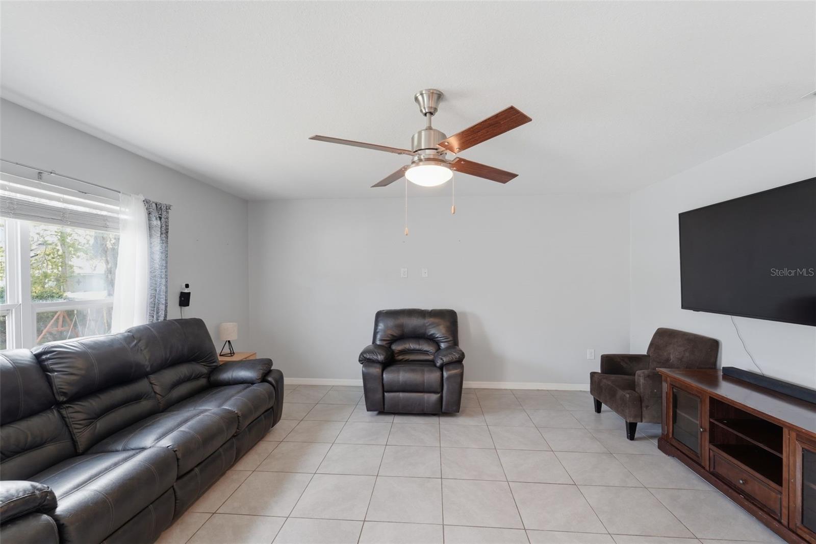 DELTONA LAKES - Residential