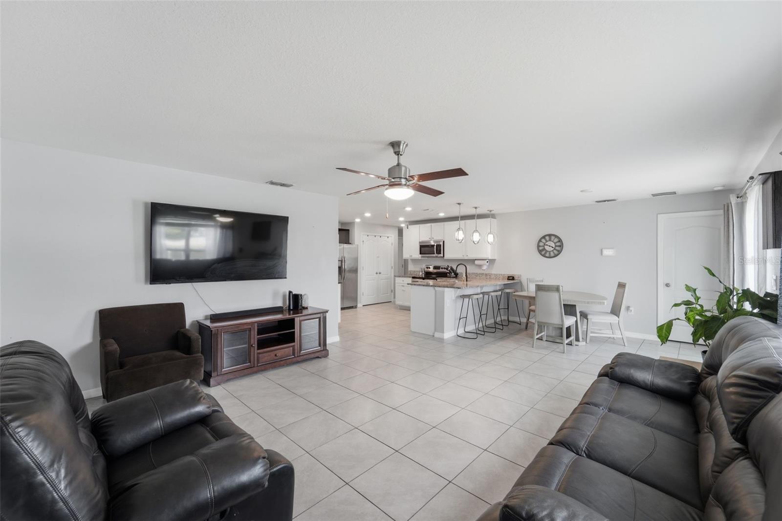 DELTONA LAKES - Residential