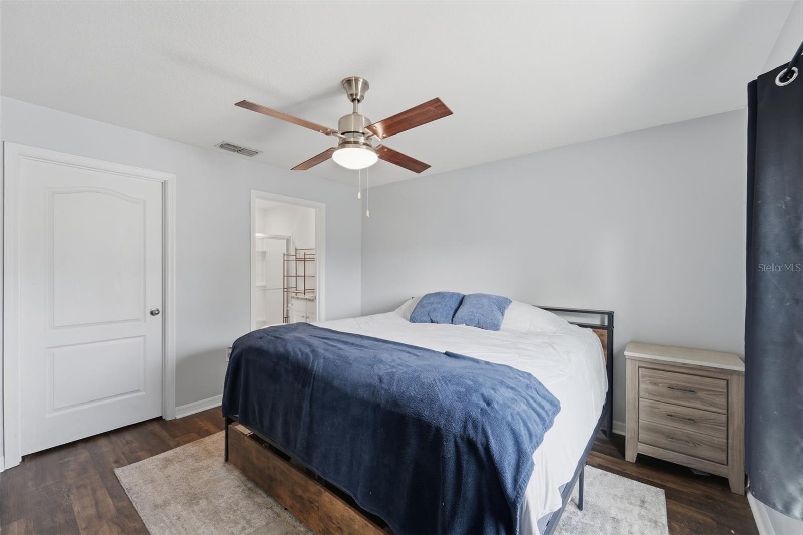 DELTONA LAKES - Residential