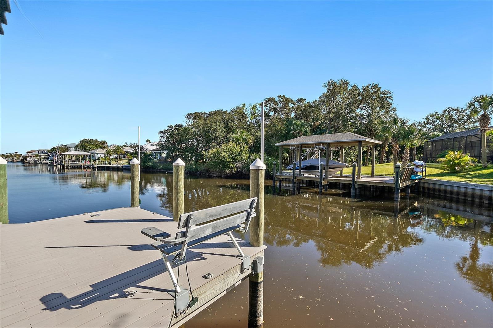SEASIDE LANDINGS - Residential