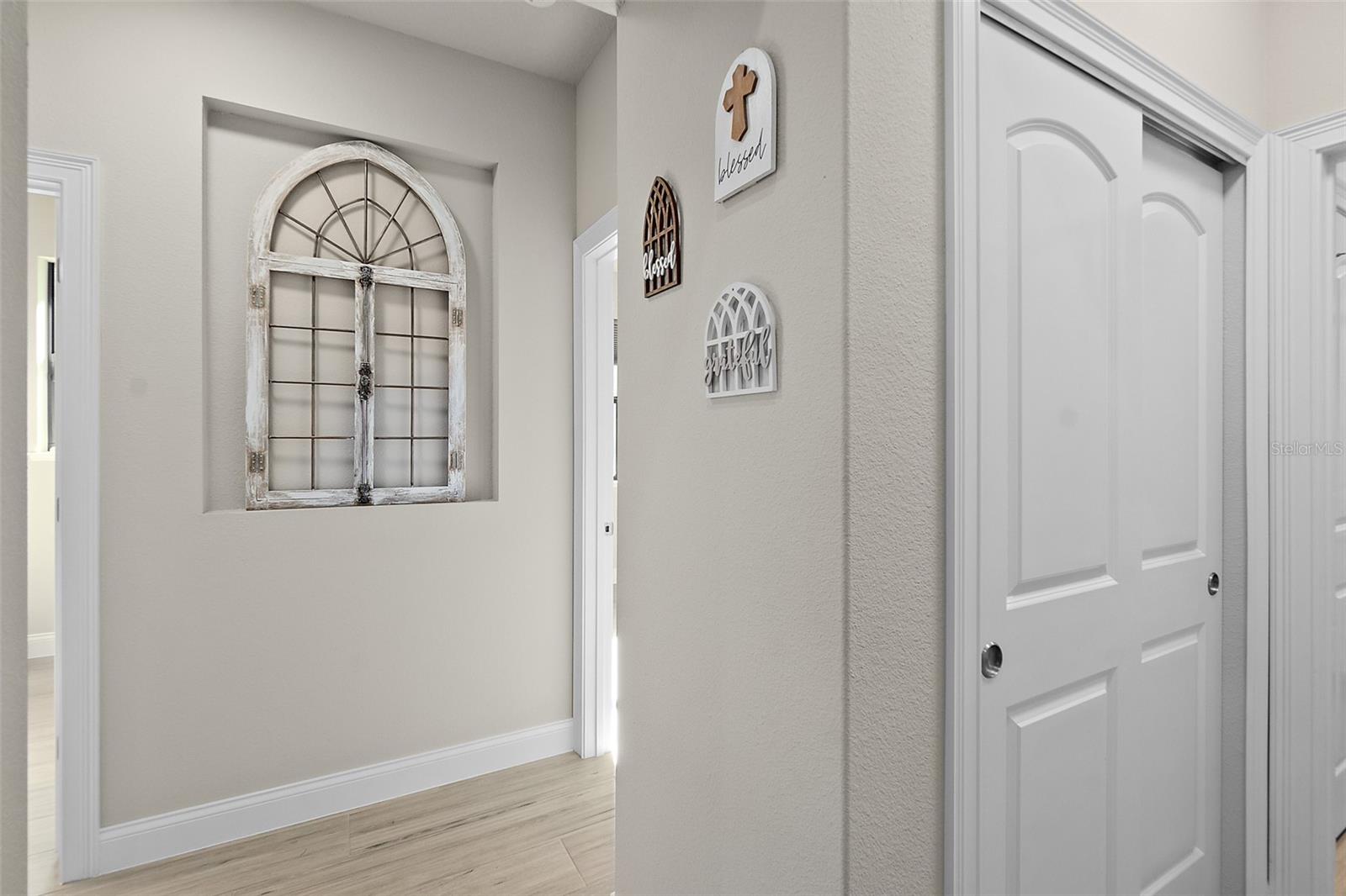 SEASIDE LANDINGS - Residential