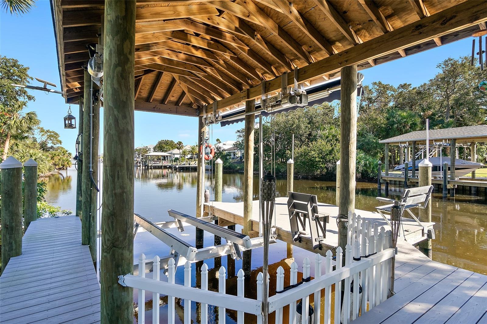 SEASIDE LANDINGS - Residential