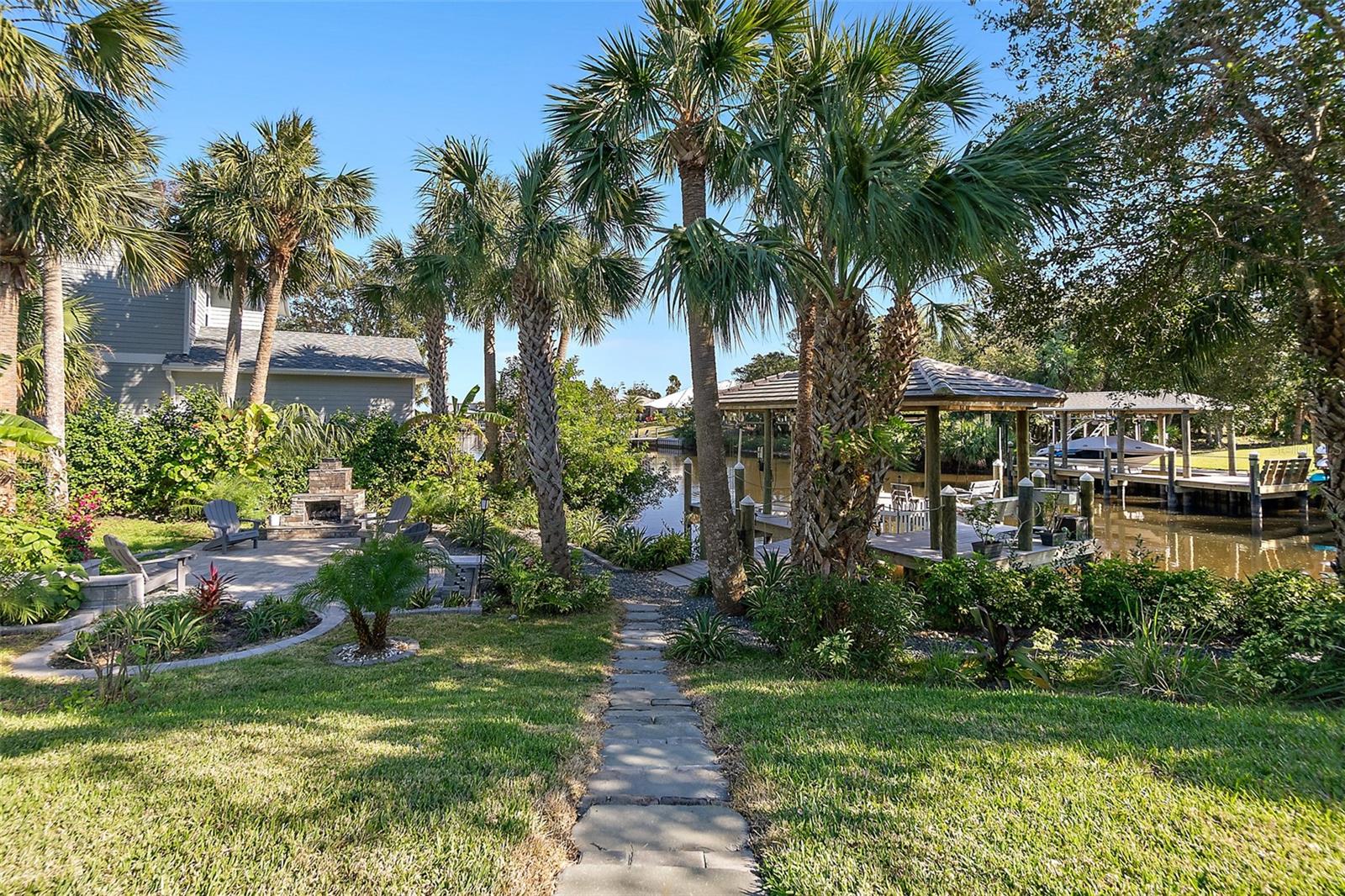 SEASIDE LANDINGS - Residential