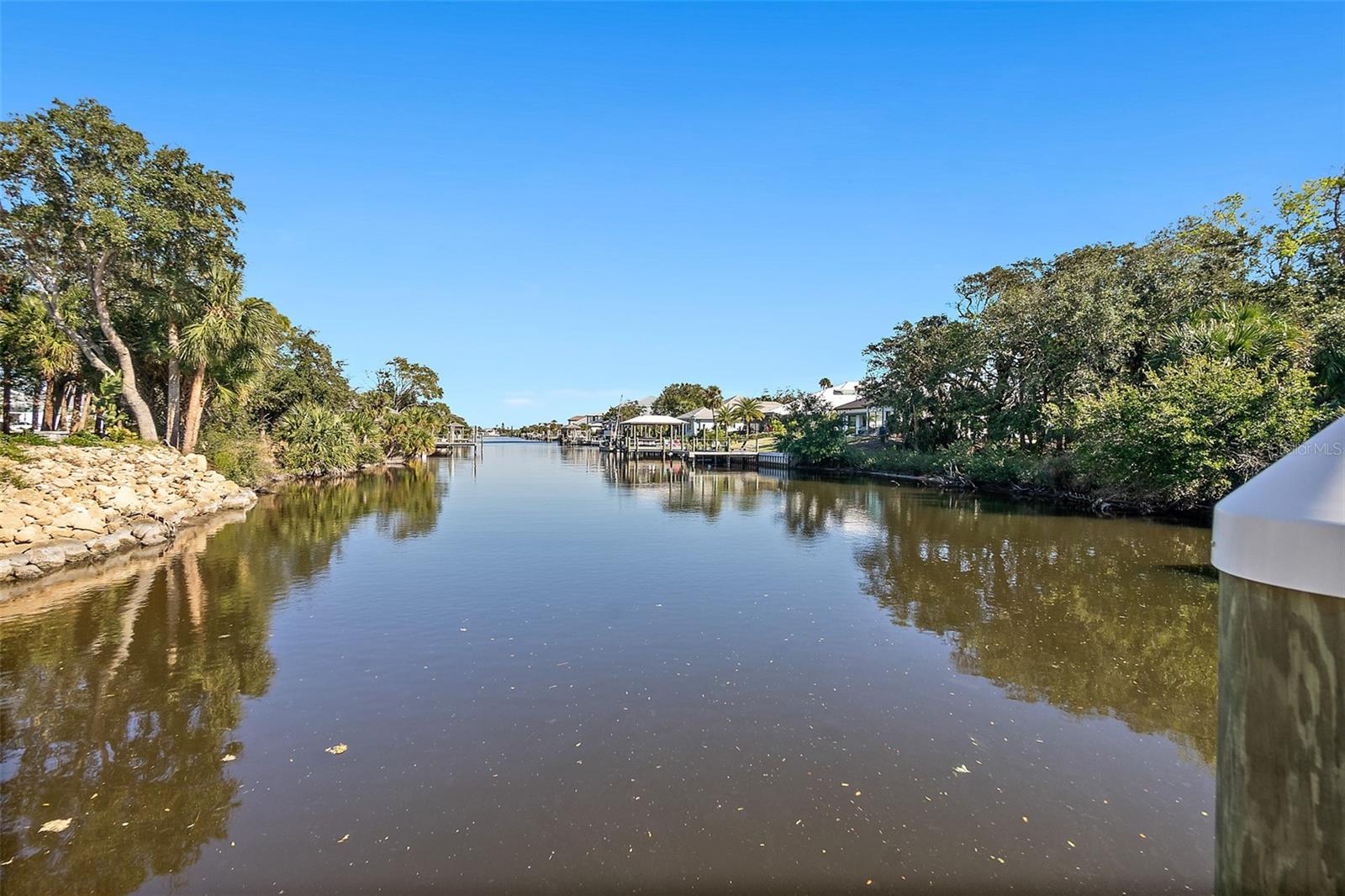 SEASIDE LANDINGS - Residential