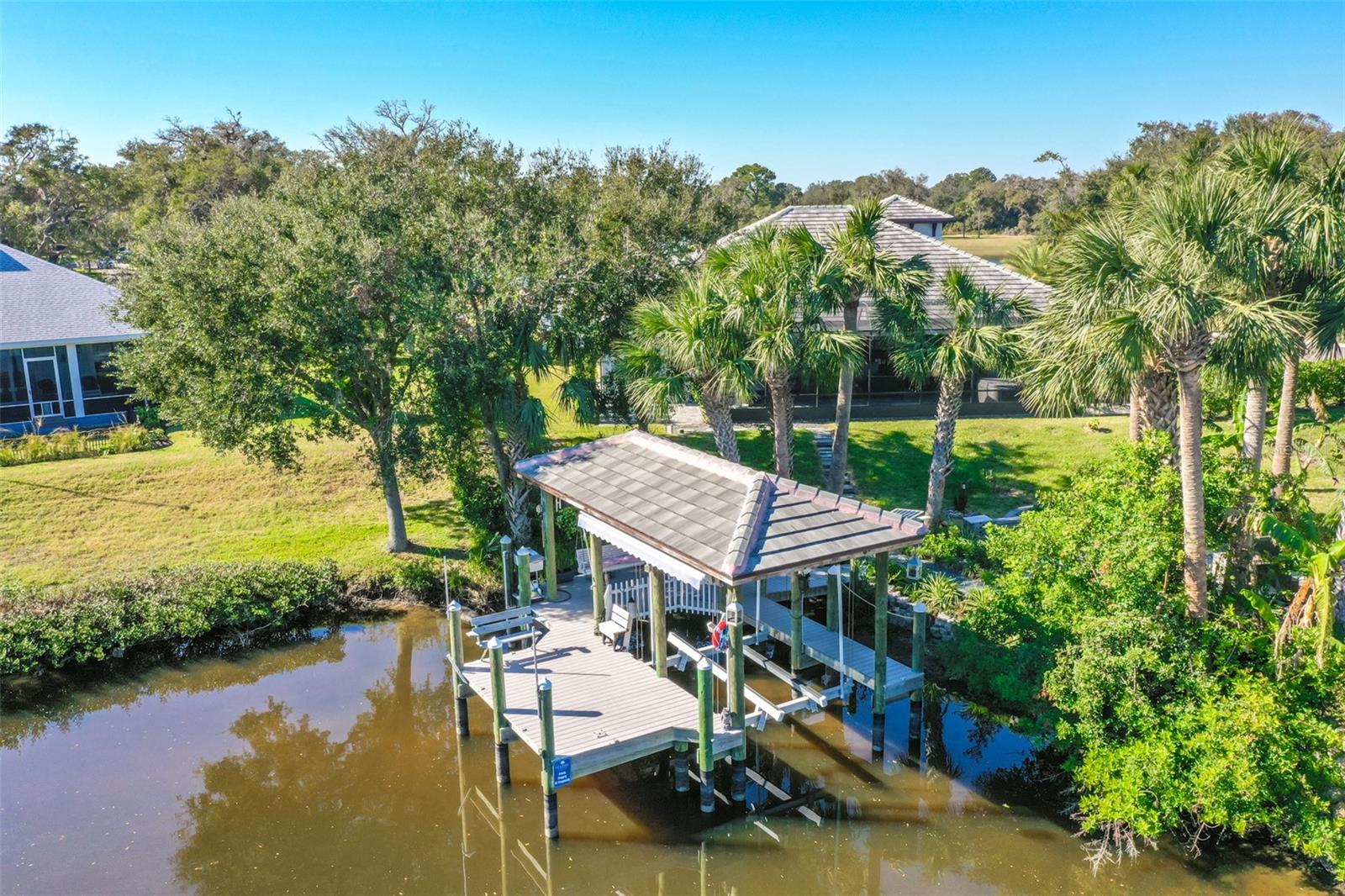 100 SEASIDE POINT