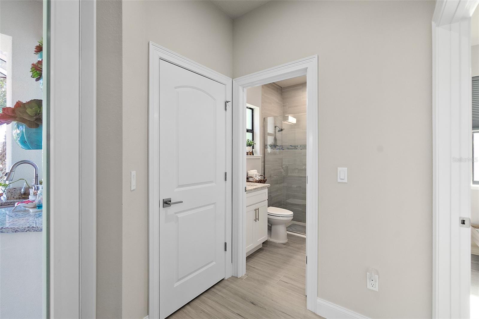 SEASIDE LANDINGS - Residential
