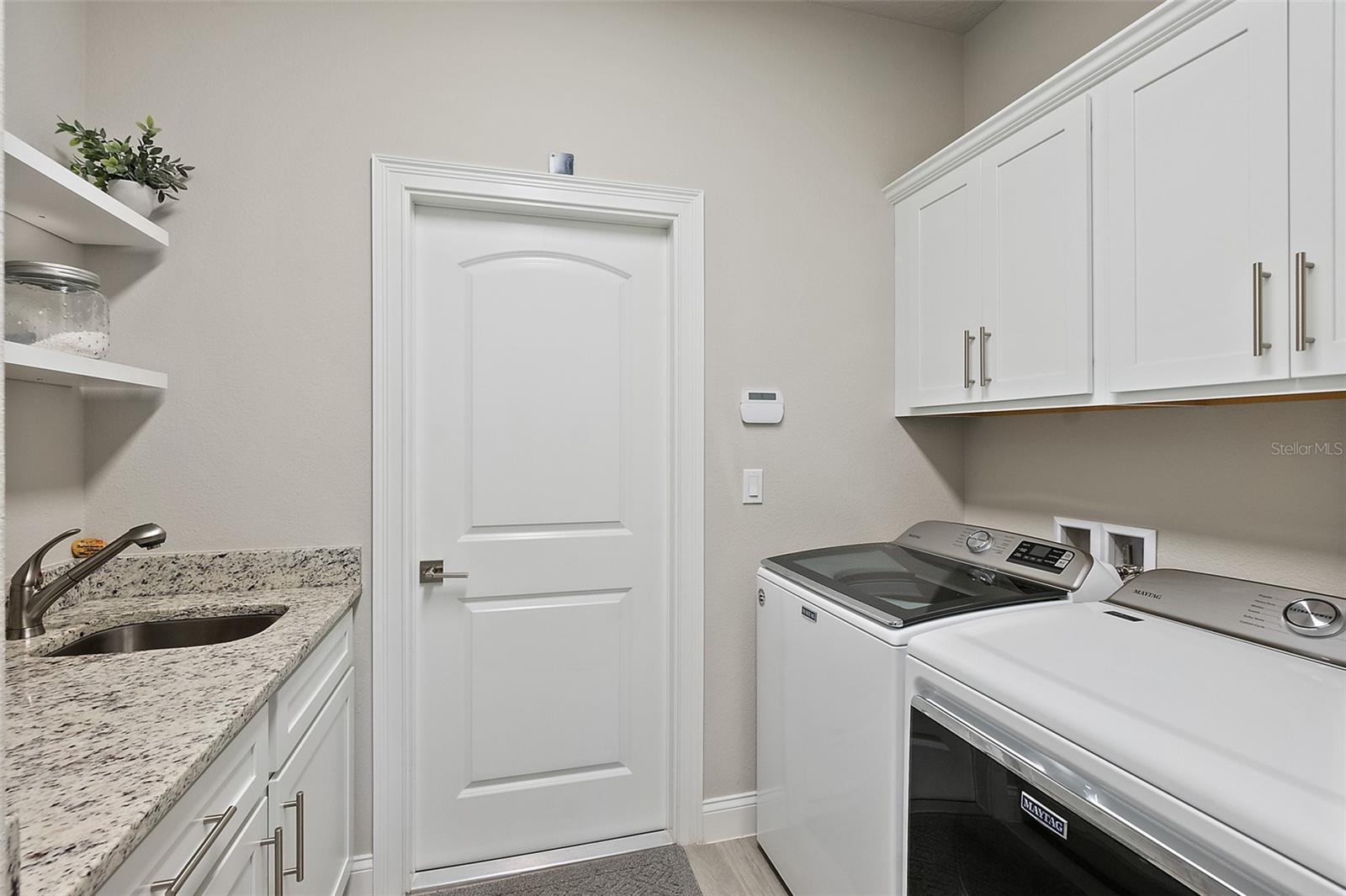 SEASIDE LANDINGS - Residential