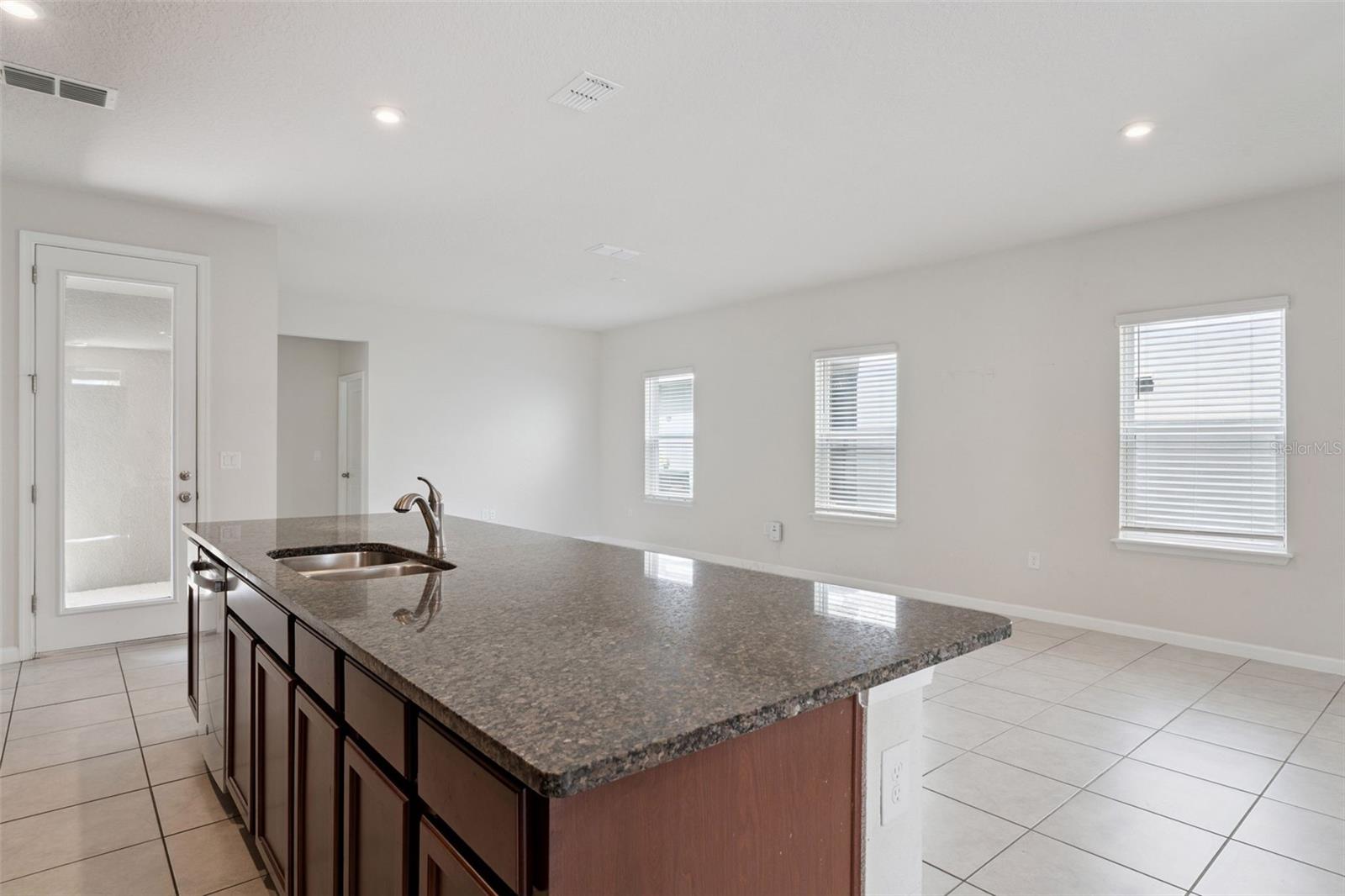 HAMILTON GARDENS - Residential