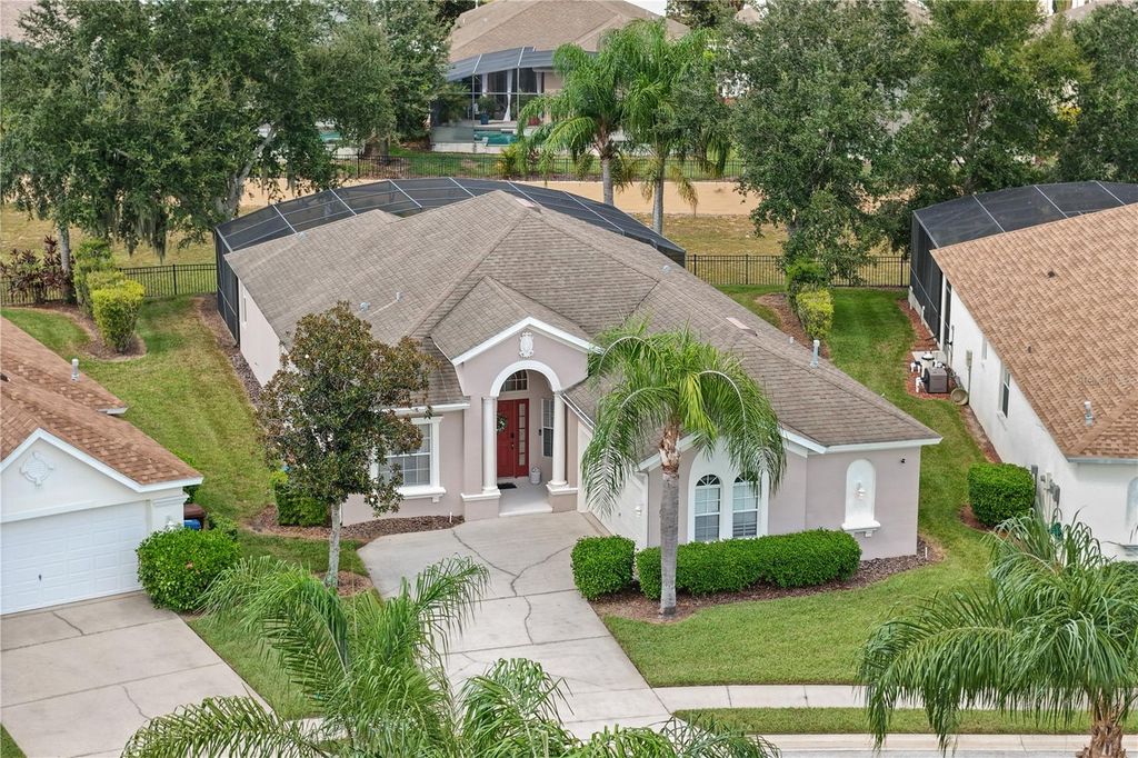 Photo of 182 Minniehaha Circle, Haines City, FL 33844 (MLS # S5135228)