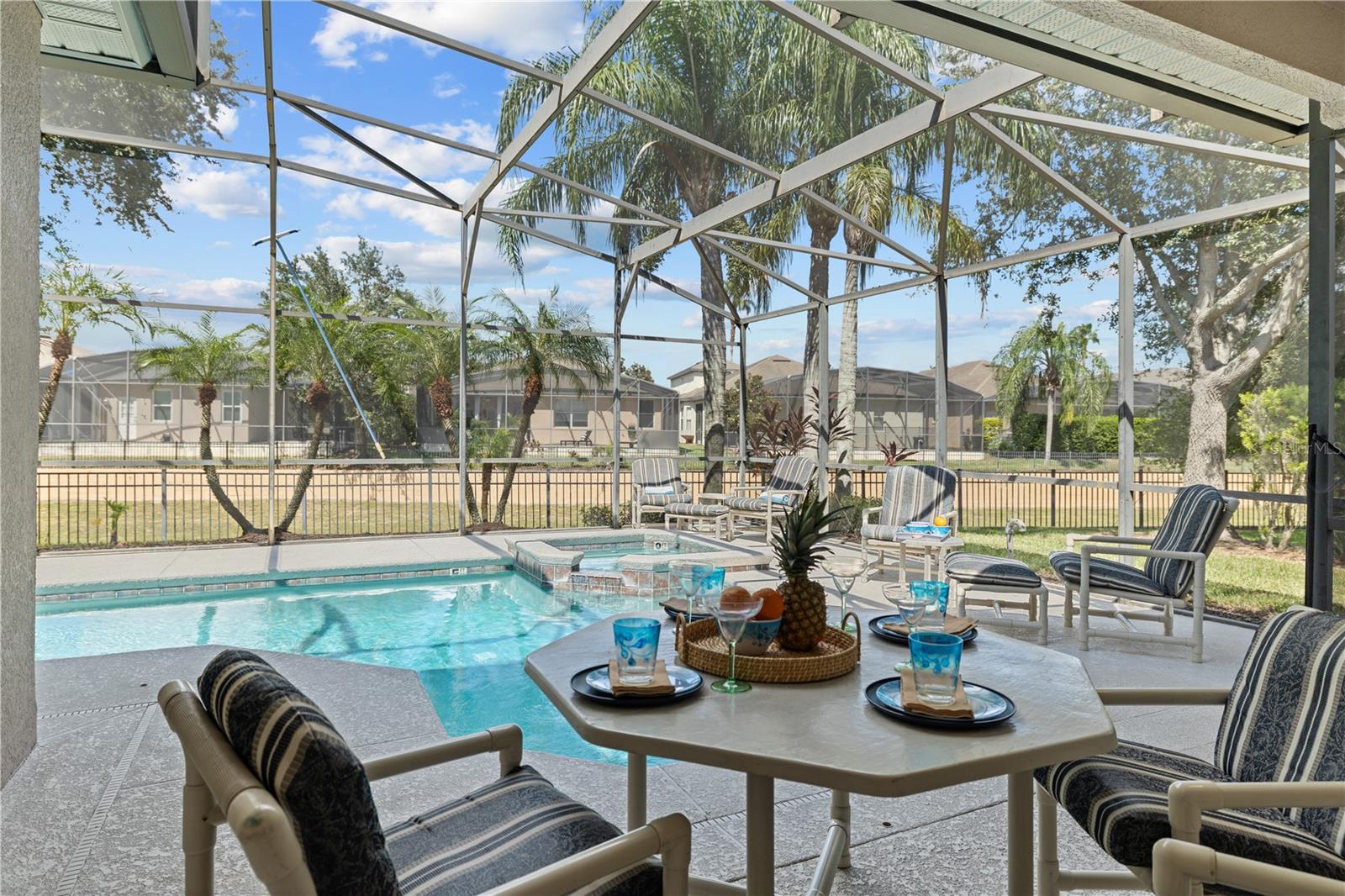CALABAY PARK AT TOWER LAKE PH 02 - Residential