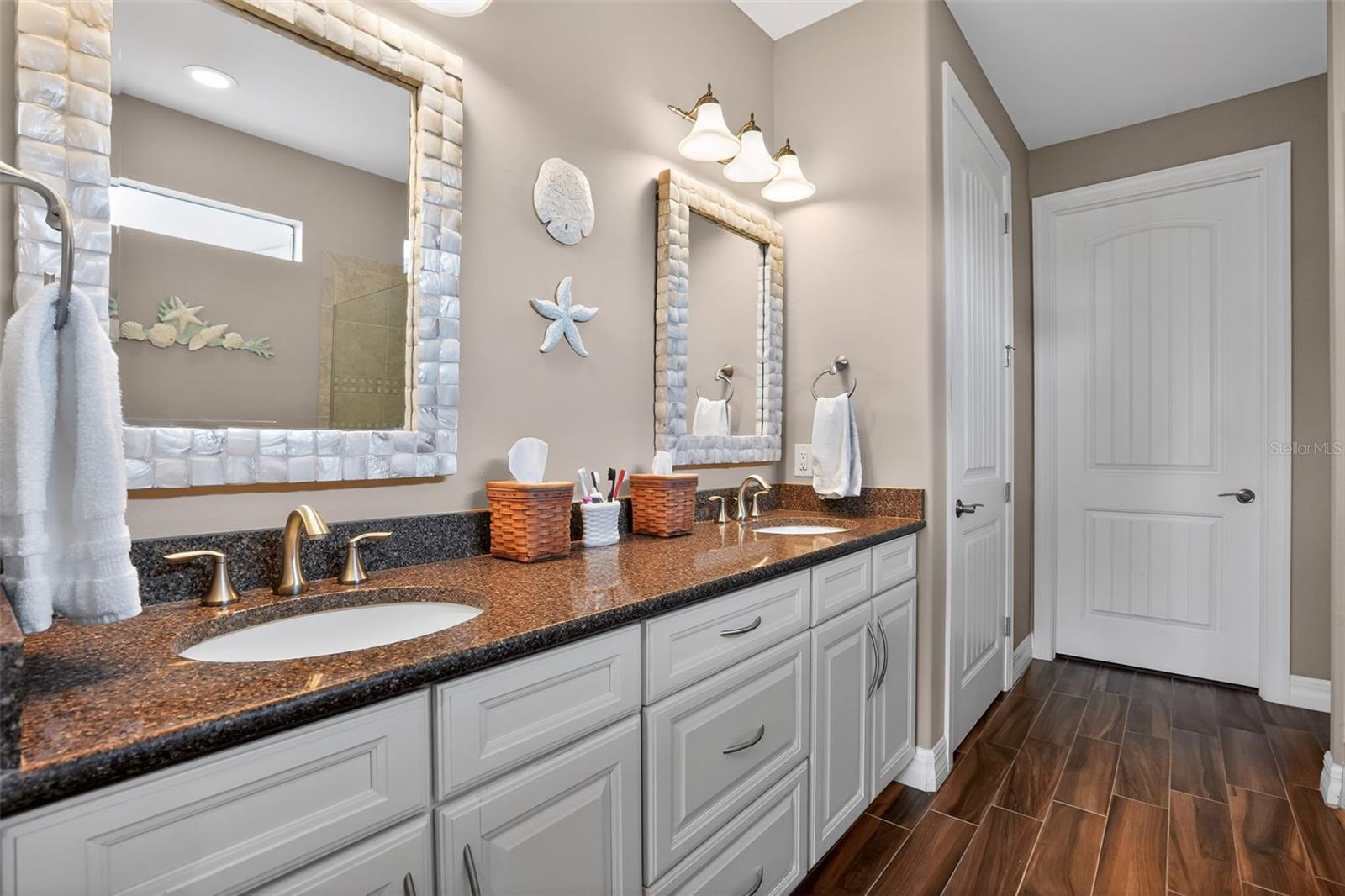 SANDHILL PRESERVE - Residential