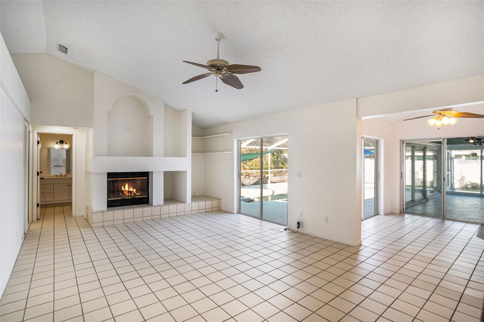 914 STRATFORD MANOR DRIVE