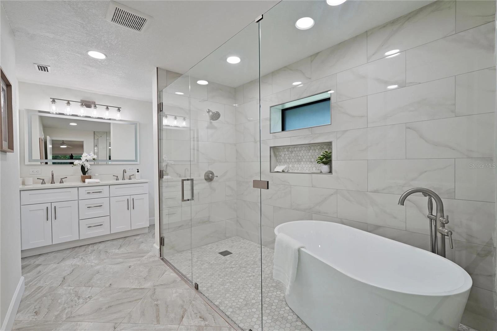 RIVERHAVEN VILLAGE - Residential