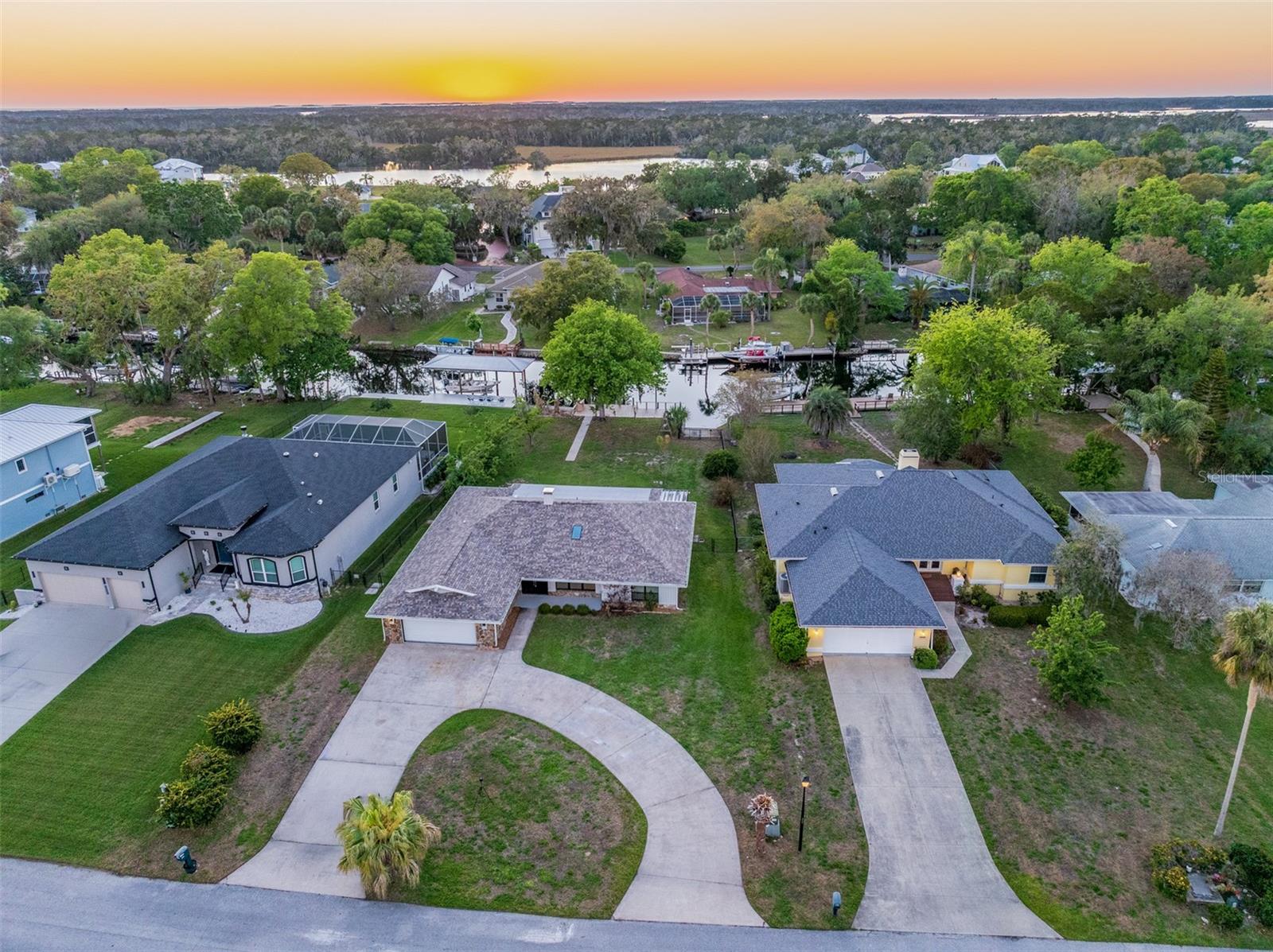 RIVERHAVEN VILLAGE - Residential