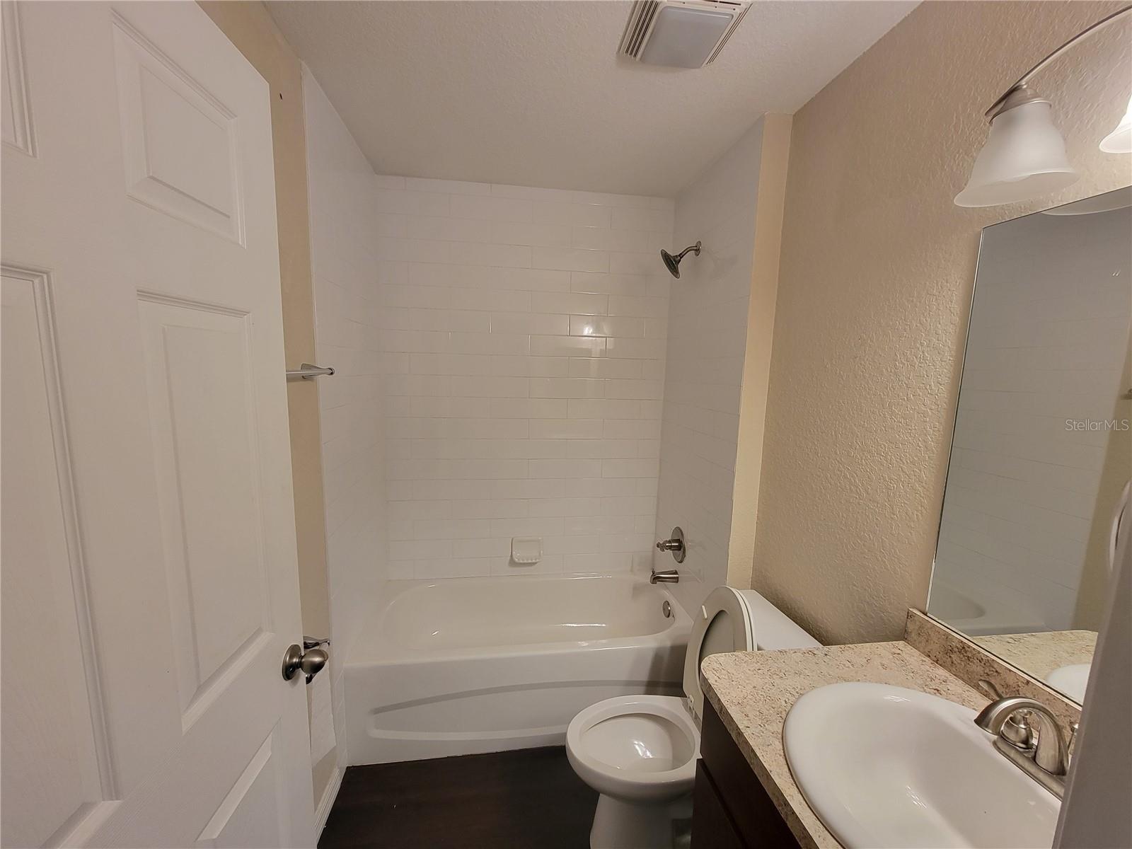 SILVER SPGS SHORES 18 - Residential Lease