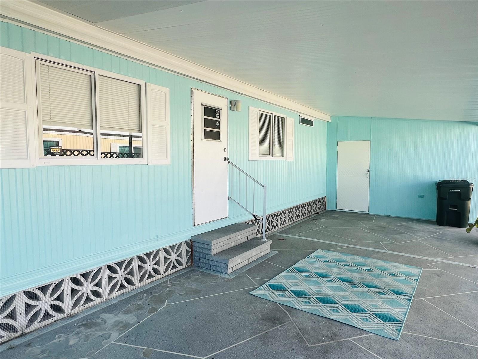 VENETIAN ESTATES - Residential