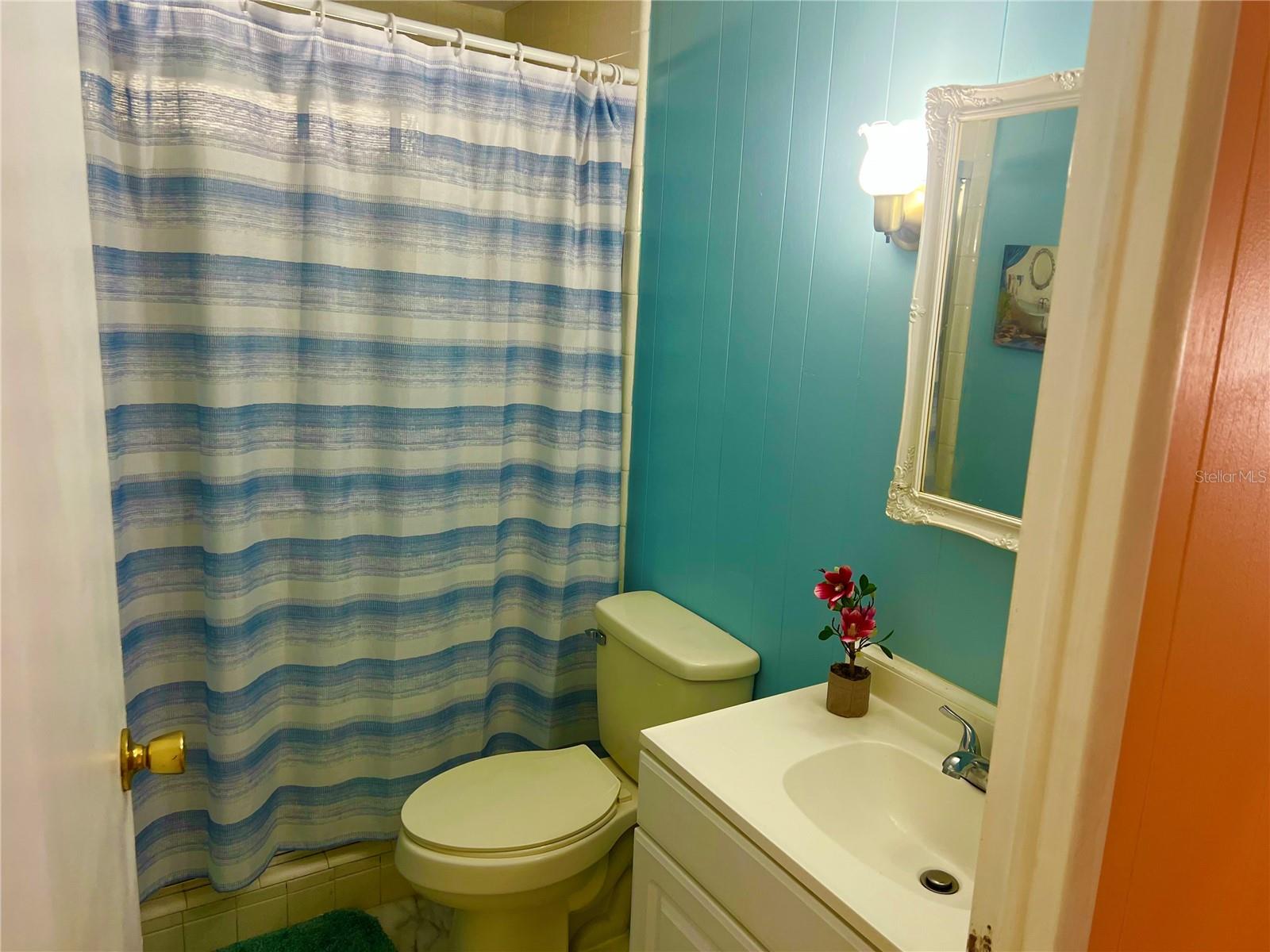 VENETIAN ESTATES - Residential