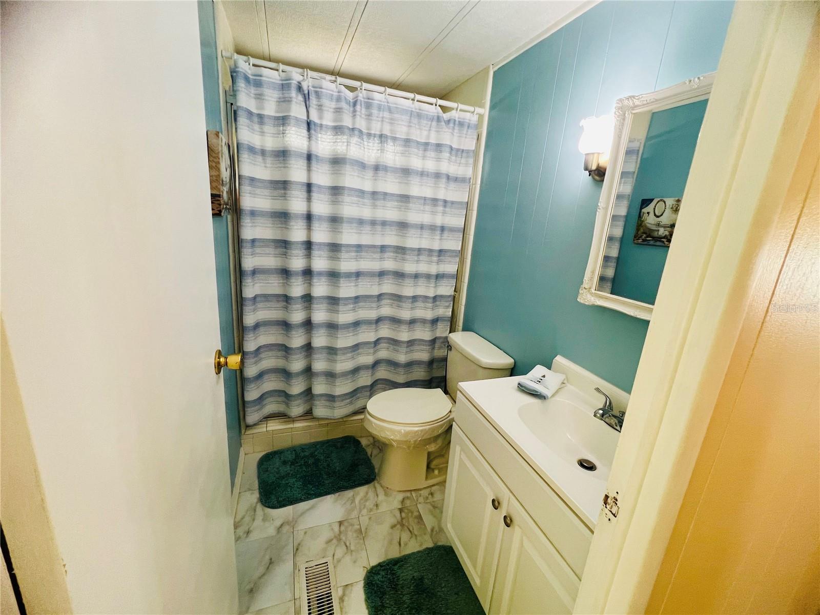 VENETIAN ESTATES - Residential