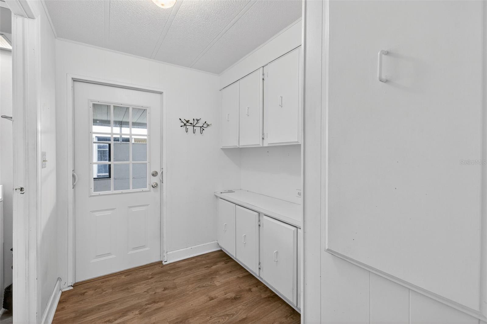 401 LOMA LINDA