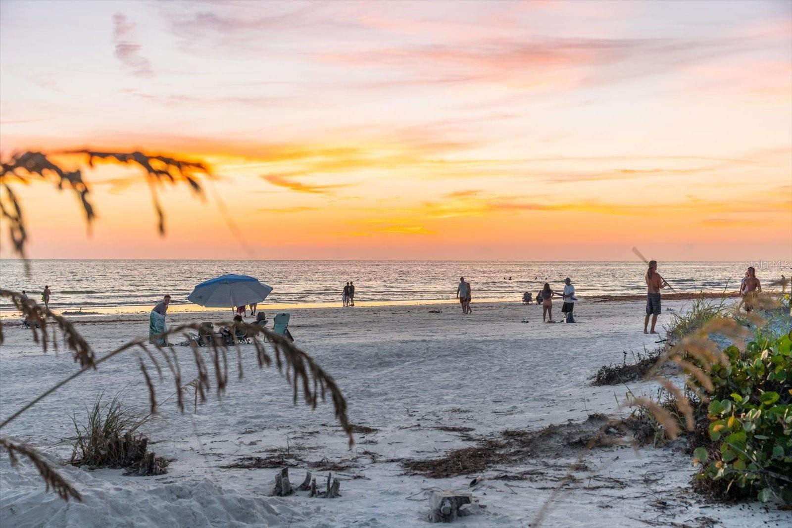 WHITE SANDS VILLAGE - Residential Lease