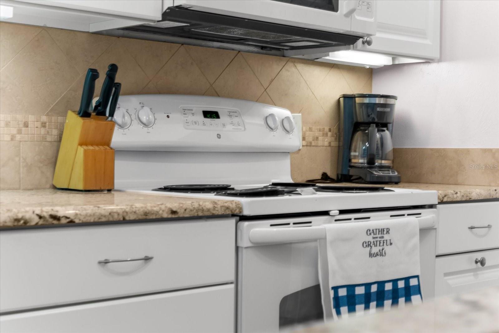 WHITE SANDS VILLAGE - Residential Lease