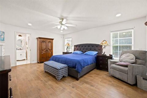 Tiny photo for 27202 Racquet Circle, Leesburg, FL 34748 (MLS # G5114592)