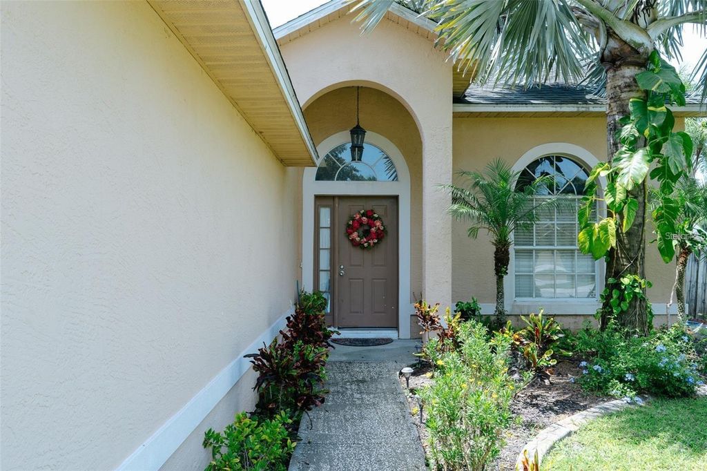 Photo of 151 Bluebrook Court, Oviedo, FL 32766 (MLS # O6395008)