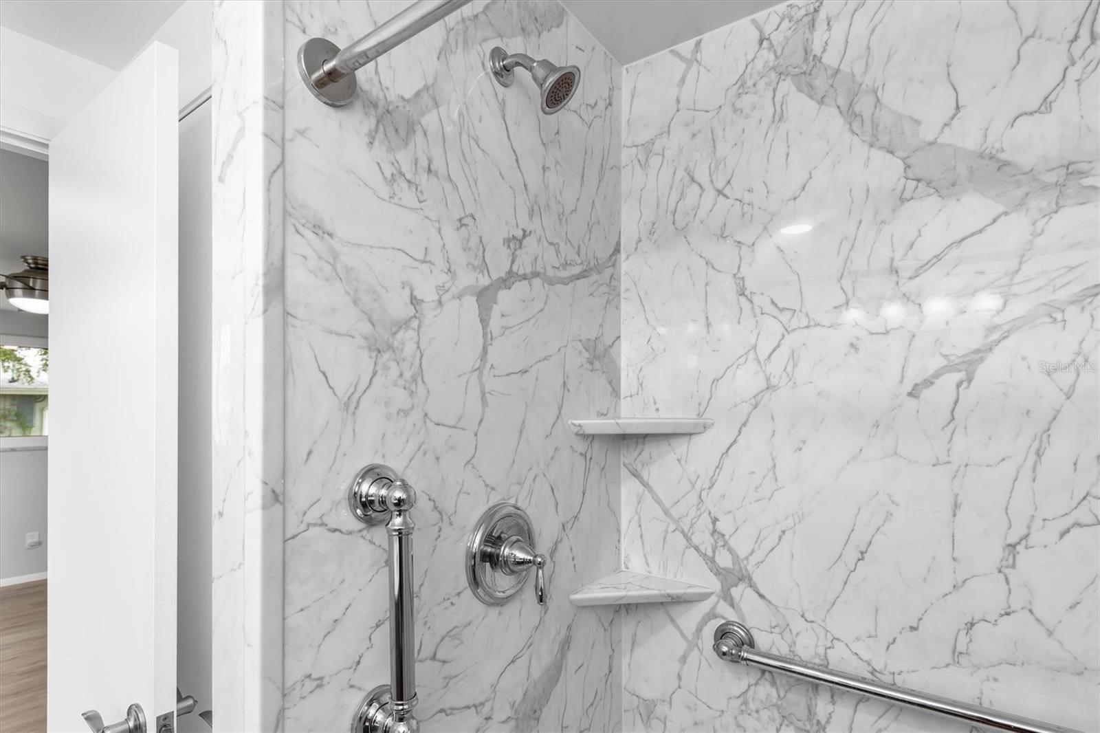 0981 - SOUTH VENICE UNIT 04 - Residential