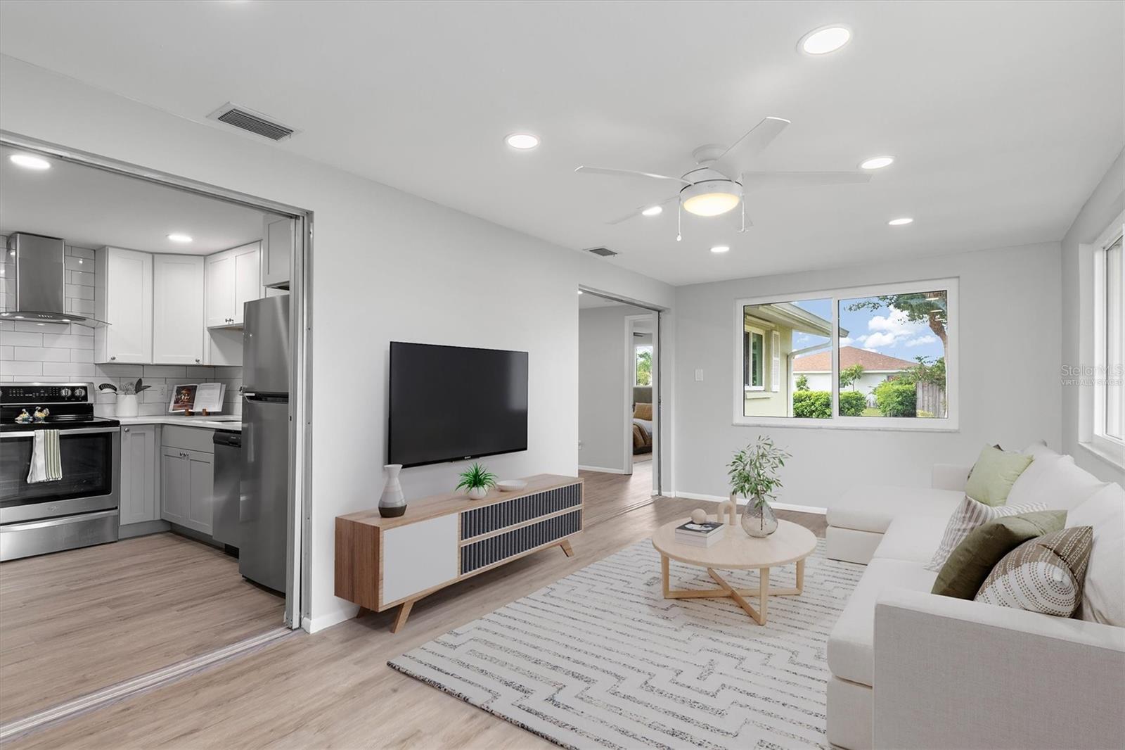 0981 - SOUTH VENICE UNIT 04 - Residential