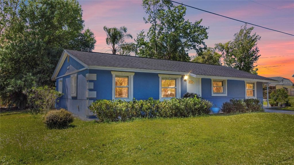 Photo of 400 Montana Avenue, Saint Cloud, FL 34769 (MLS # O6389869)