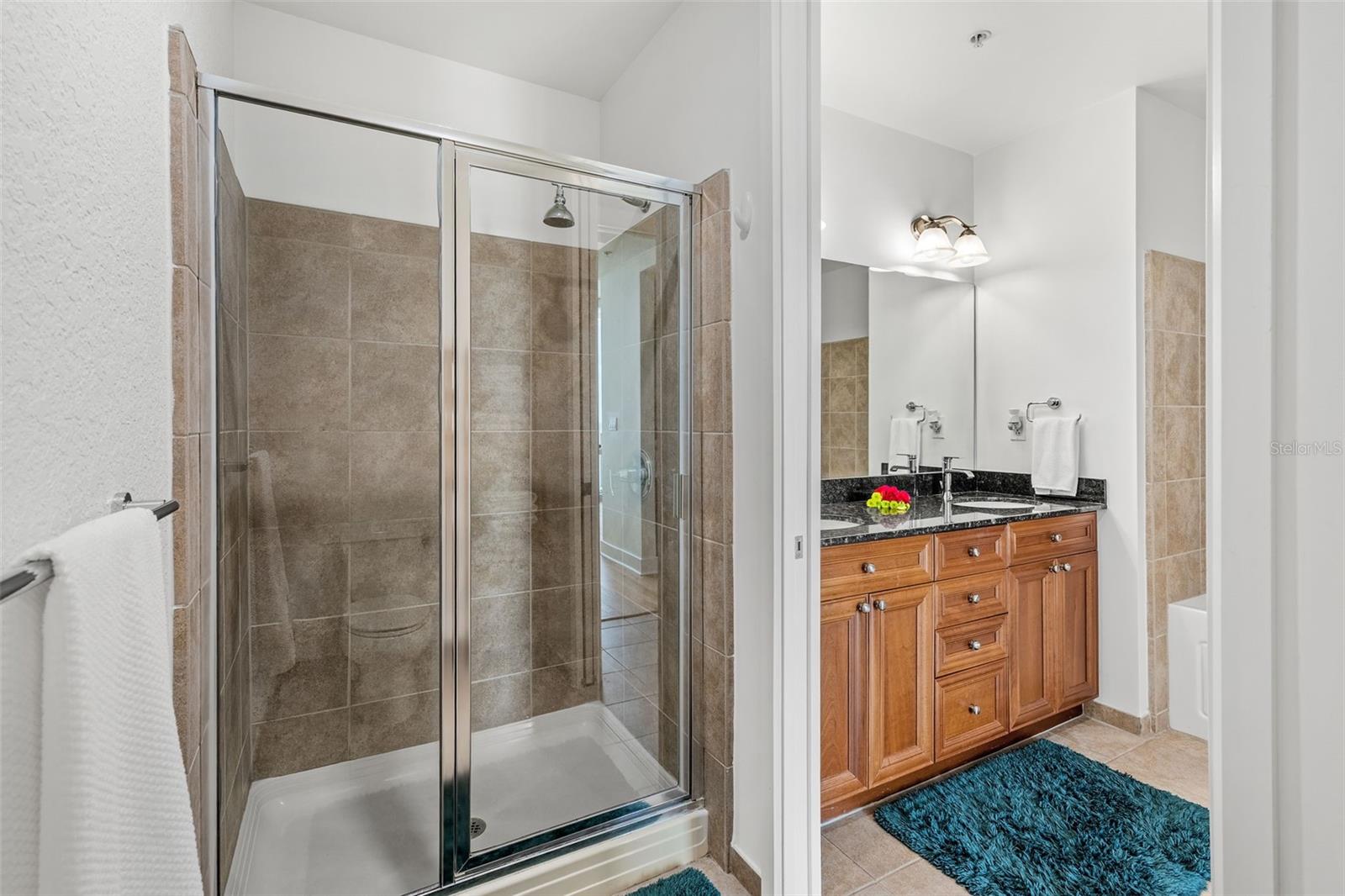 VUE/LK EOLA - Residential