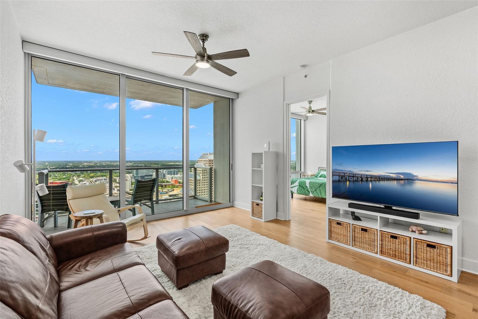 VUE/LK EOLA - Residential