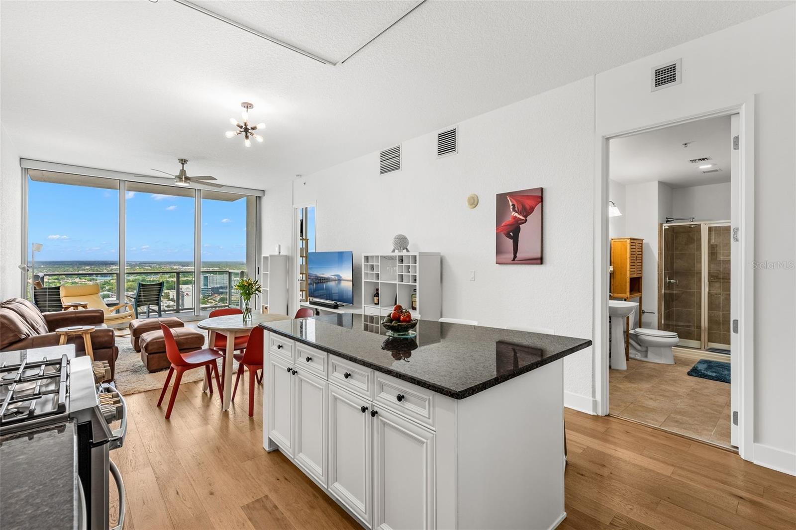 VUE/LK EOLA - Residential