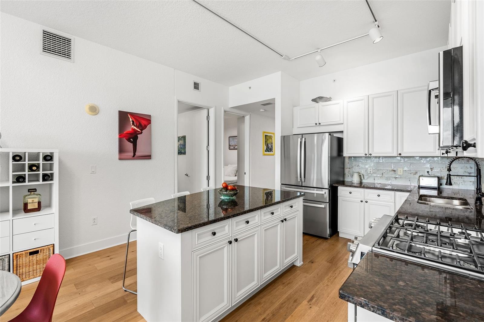 VUE/LK EOLA - Residential