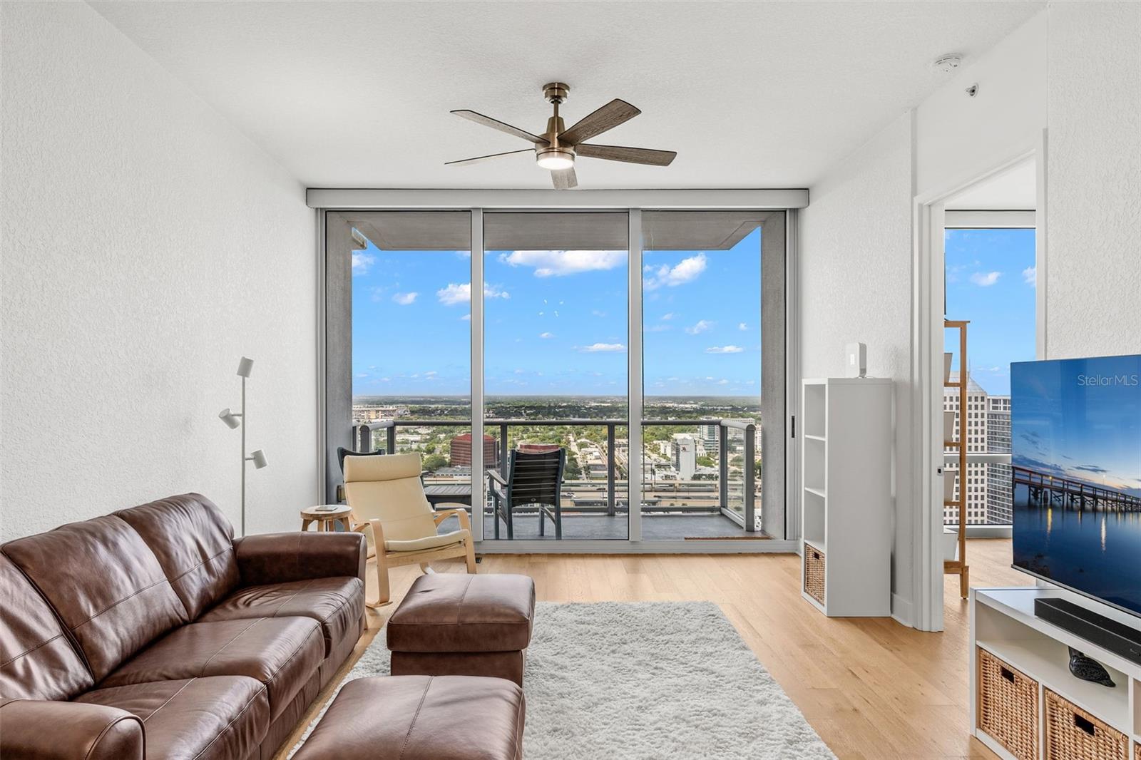 VUE/LK EOLA - Residential