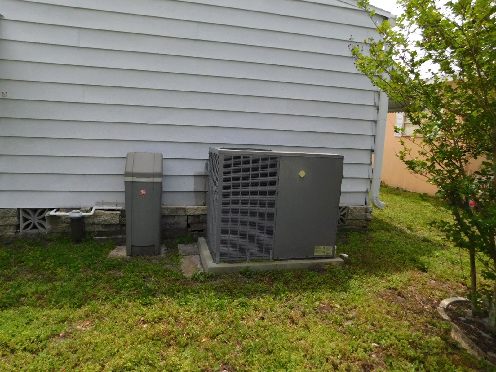 1001 STARKEY ROAD 99