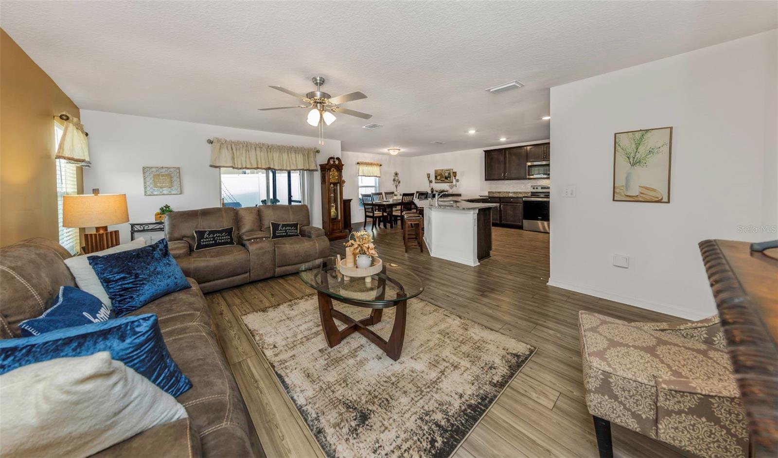 SPRING RIDGE - Residential