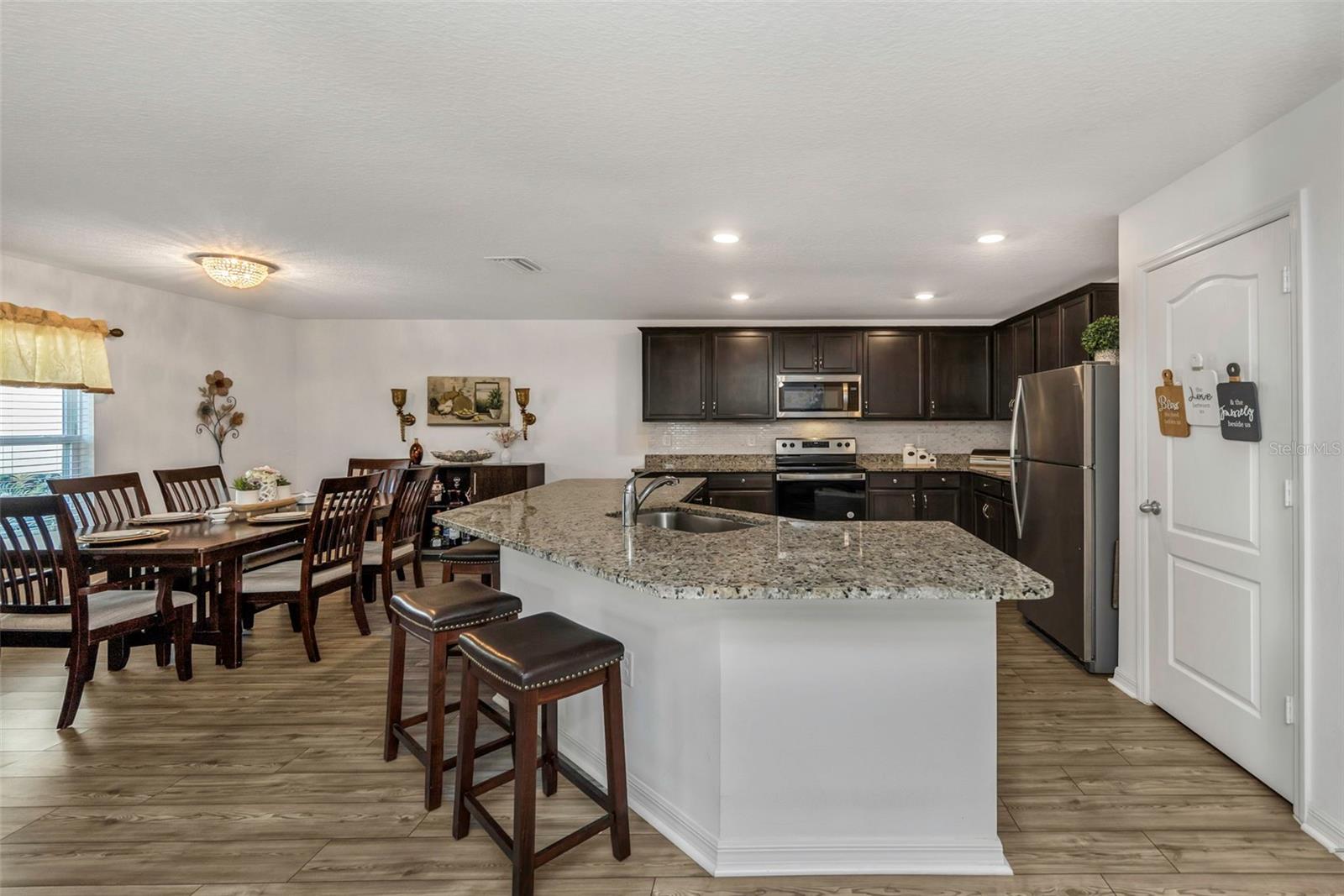 SPRING RIDGE - Residential