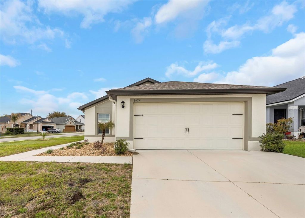 Photo of 8635 Pinetop Ridge Lane, Brooksville, FL 34613 (MLS # TB8491453)