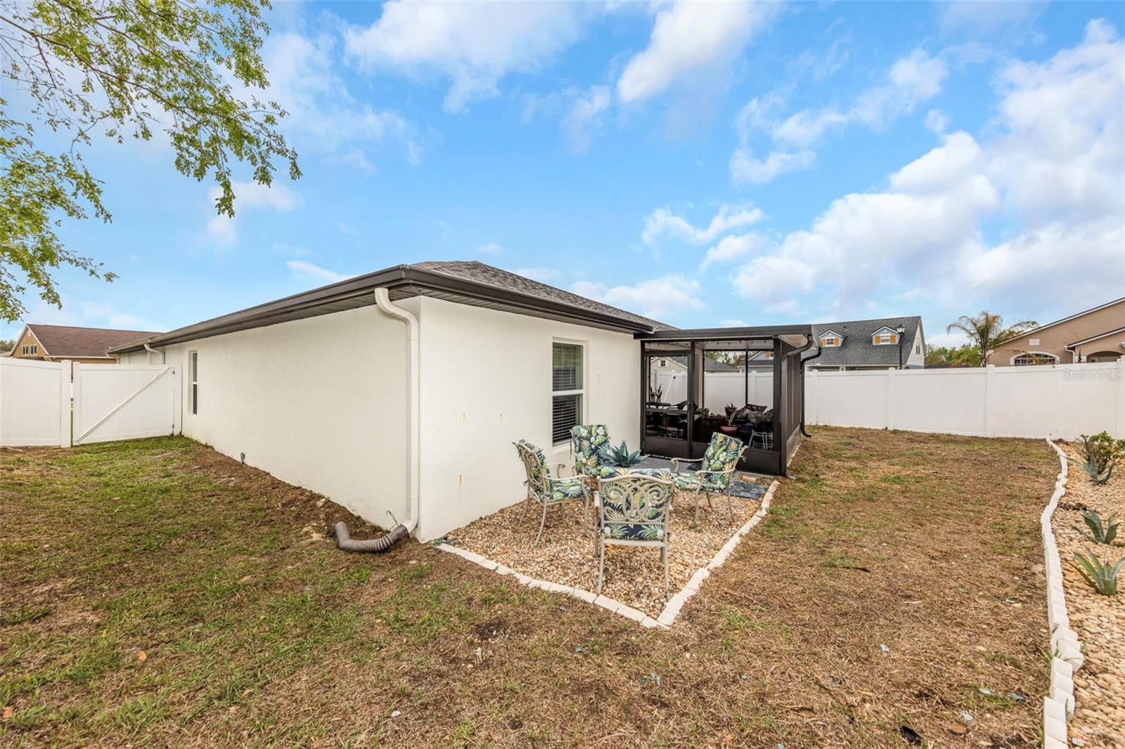 SPRING RIDGE - Residential