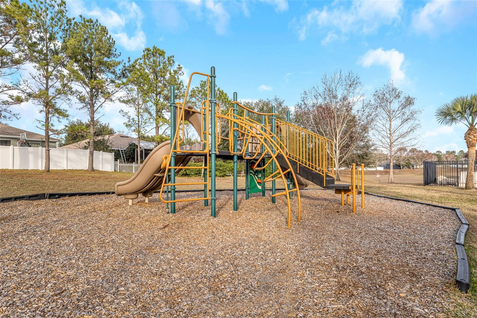 SPRING RIDGE - Residential