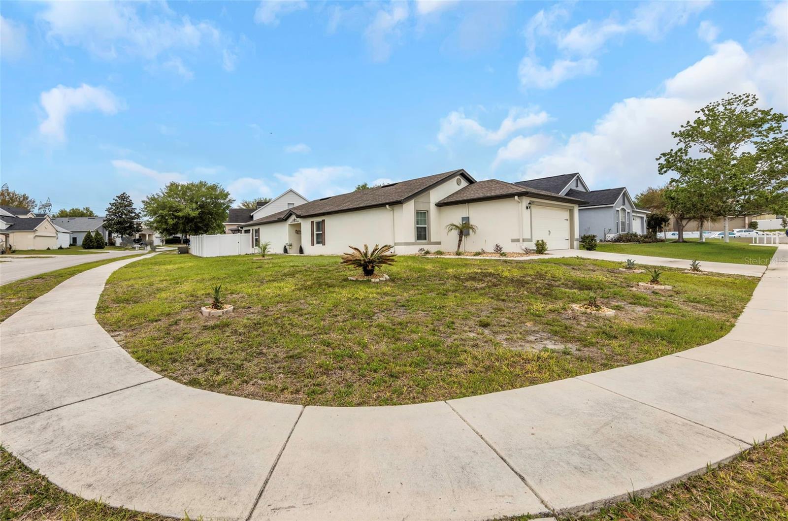 SPRING RIDGE - Residential